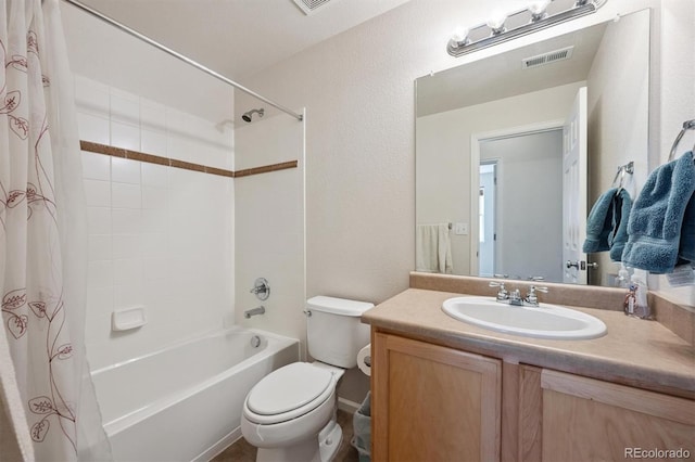 14197 W 84th Cir Unit C, Arvada, CO 80005 - full bath featuring shower / bath combination with curtain and vanity