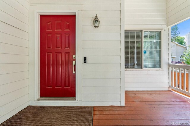 view of entrance to property