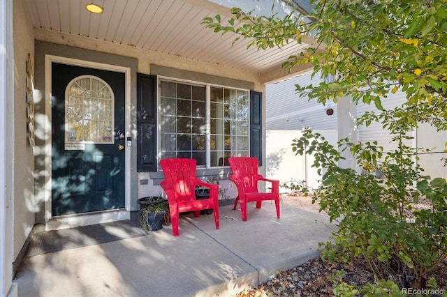 view of patio featuring covered porch