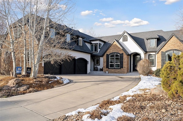 view of front of home featuring a garage