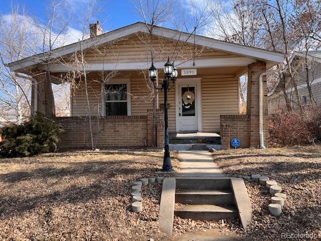 view of front of house