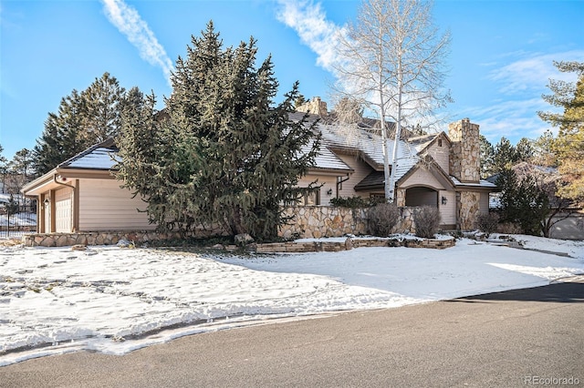 view of front of house featuring a garage