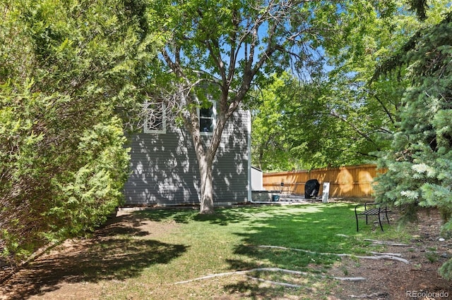 16841 E Hialeah Ave, Centennial, CO 80015 - view of yard