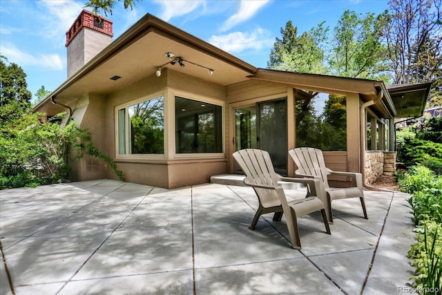 4790 W Lakeridge Rd, Denver, CO 80219 - view of patio