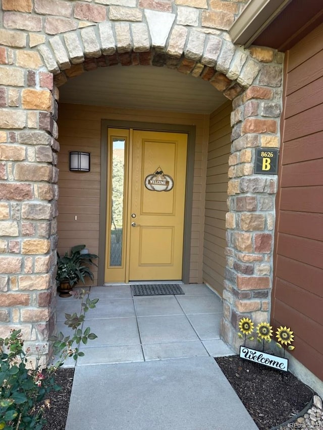 view of entrance to property