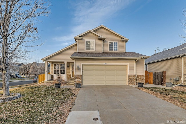 view of front facade featuring a garage