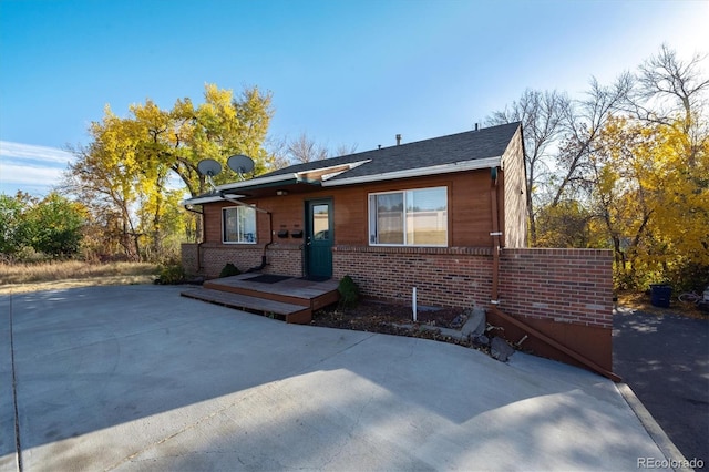 view of front of property with a patio area