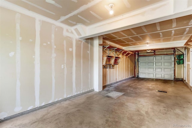 2763 W Riverwalk Cir Unit B, Littleton, CO 80123 - view of garage