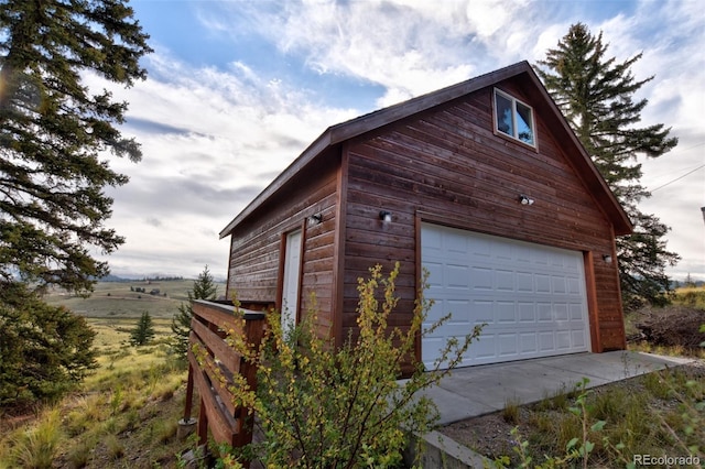 view of detached garage