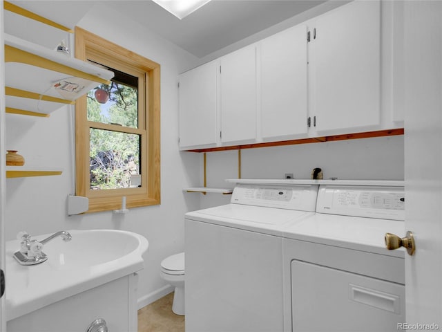 5336 High Rd, Evergreen, CO 80439 - laundry room featuring washer and clothes dryer and baseboards
