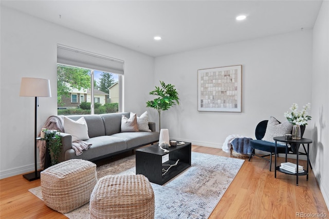 10563 Pierson Cir, Broomfield, CO 80021 - living area featuring wood finished floors and recessed lighting