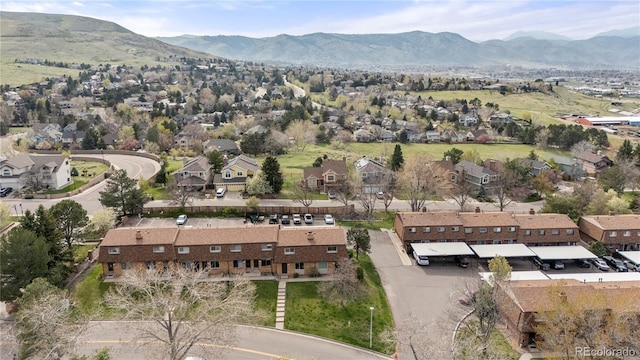 bird's eye view featuring a residential view and a mountain view