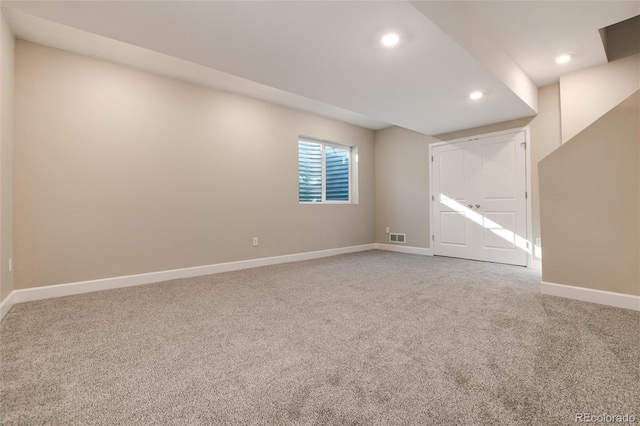 view of carpeted spare room