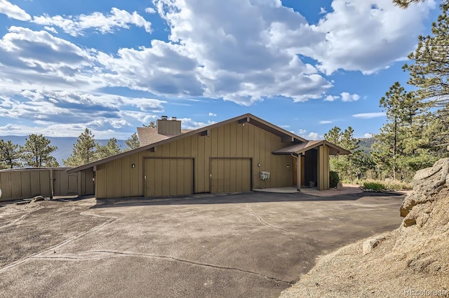 135 Poorman Rd, Boulder, CO 80302 - view of outbuilding featuring a garage