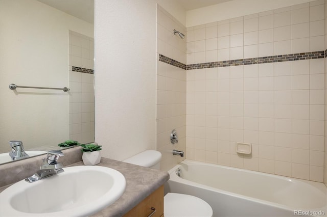 14000 Winding River Ct Unit T3, Broomfield, CO 80023 - bathroom with vanity and bathtub / shower combination