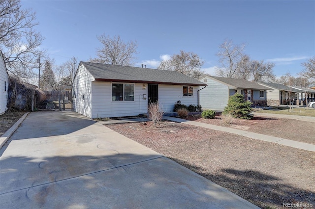 view of front of home featuring driveway