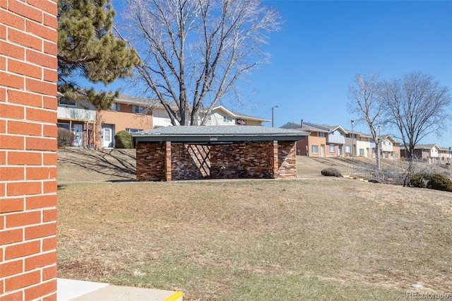 view of yard with a residential view