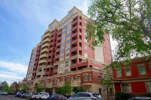 1950 N Logan St Unit 102, Denver, CO 80203 - view of apartment building / complex
