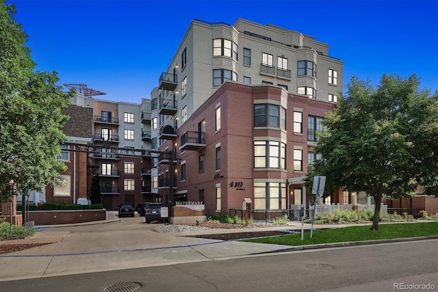 410 Acoma St Unit 518, Denver, CO 80204 - view of apartment building / complex