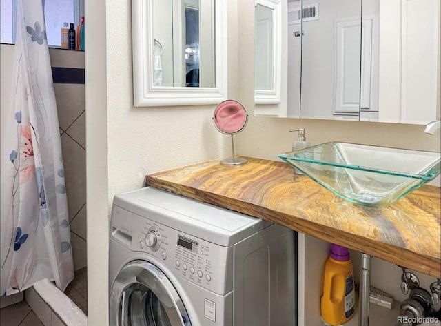 1351 N Franklin St, Denver, CO 80218 - laundry area with washer / clothes dryer and a sink