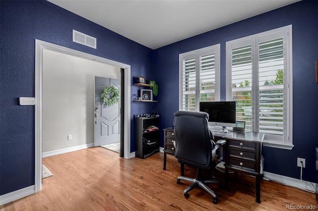8295 S Country Club Pkwy, Aurora, CO 80016 - photo 15
