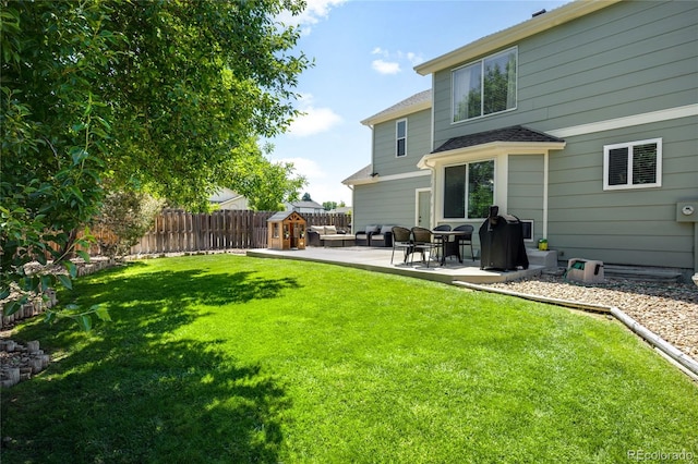 20389 E Powers Pl, Centennial, CO 80015 - fenced backyard featuring a patio