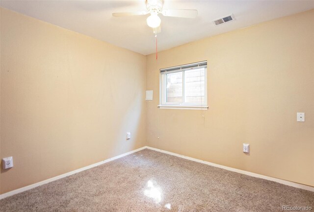 unfurnished room with ceiling fan