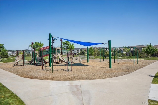 8677 S Buchanan Way, Aurora, CO 80016 - view of community jungle gym