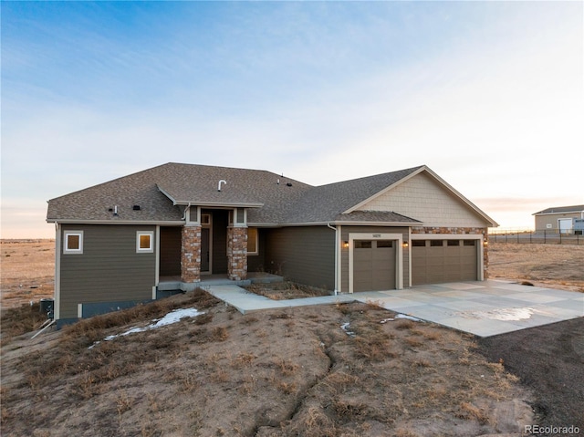 view of front of house featuring a garage