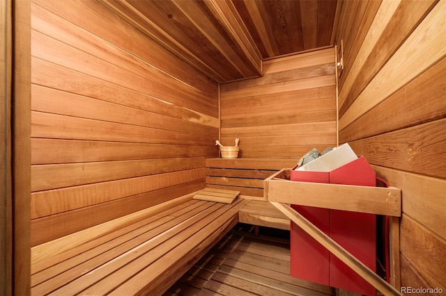 view of sauna / steam room