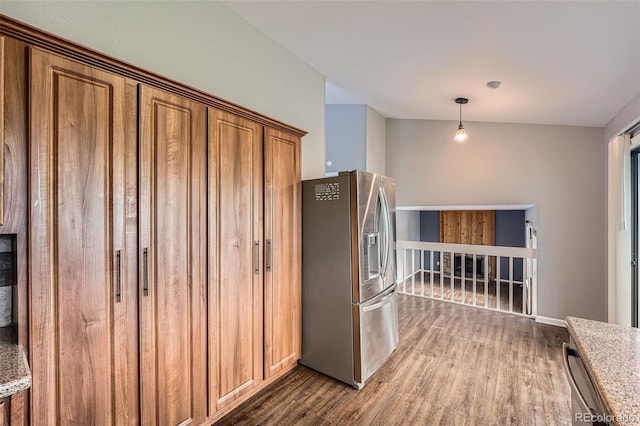 18984 E Kent Cir, Aurora, CO 80013 - kitchen featuring stainless steel appliances, dark wood finished floors, brown cabinets, and hanging light fixtures