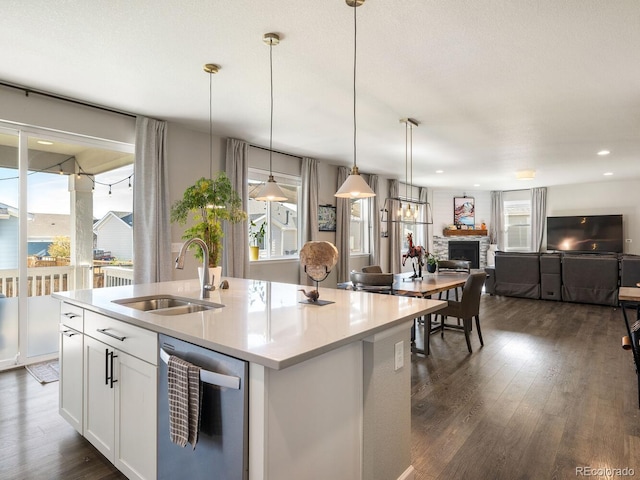 728 Larkspur Ct, Brighton, CO 80601 - photo 2