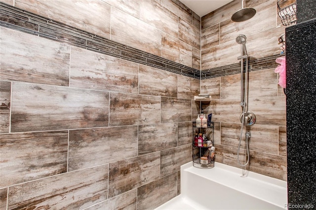 42919 Vista Rdg, Parker, CO 80138 - full bathroom featuring tiled shower