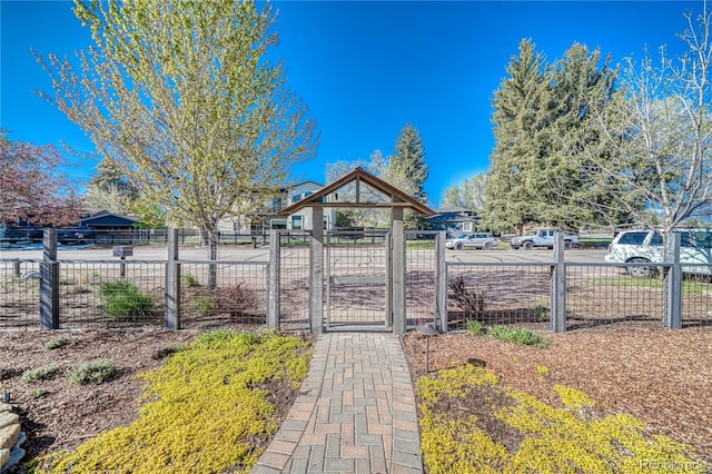 322 W Park Ave, Salida, CO 81201 - view of gate