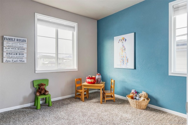 game room with carpet