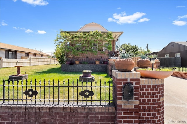 5960 Glencoe St, Commerce City, CO 80022 - view of front of house featuring brick siding