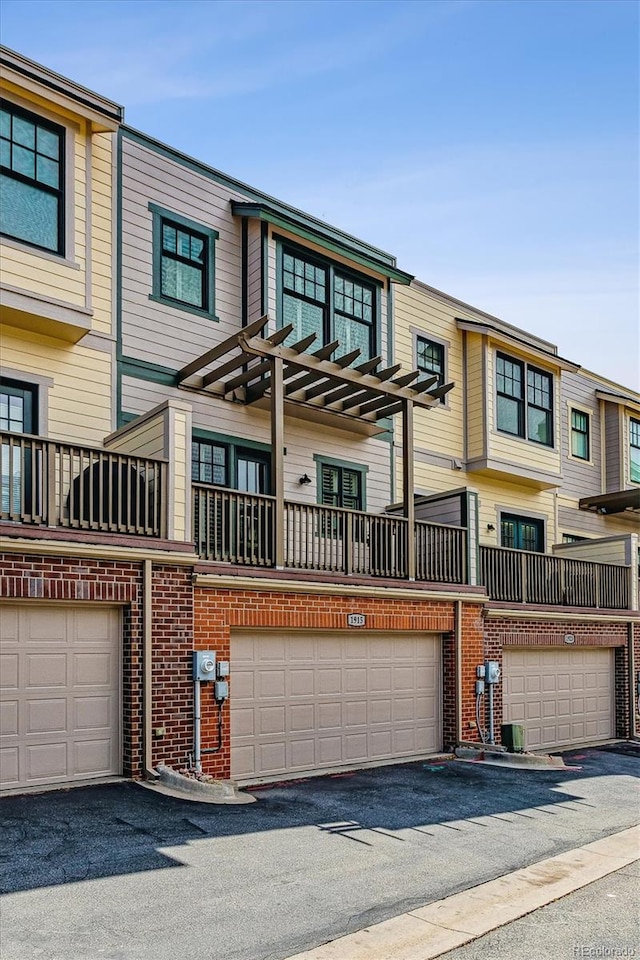 view of townhome / multi-family property