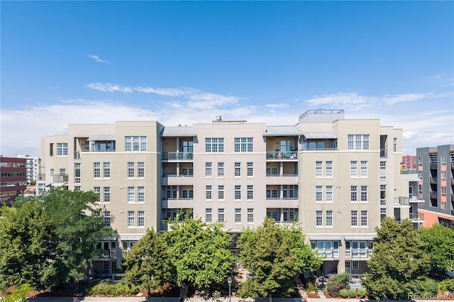 275 S Harrison St Unit 502, Denver, CO 80209 - photo 2