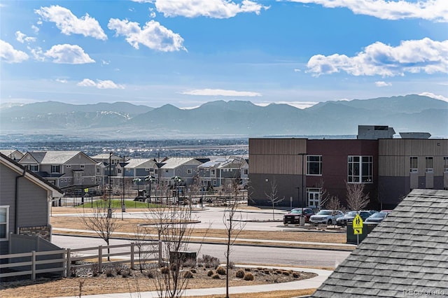 view of mountain feature featuring a residential view