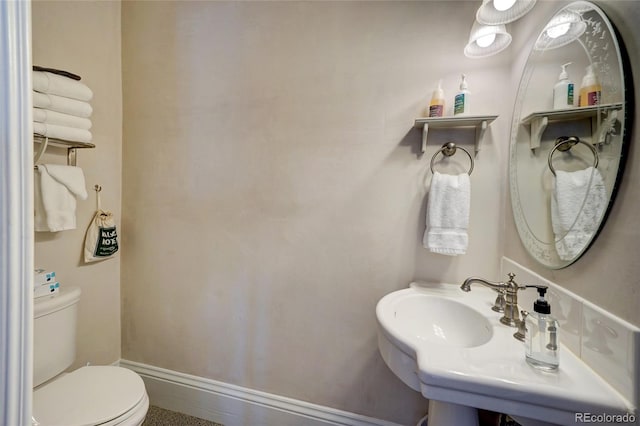 204 N F St Unit D3, Salida, CO 81201 - bathroom featuring toilet and baseboards