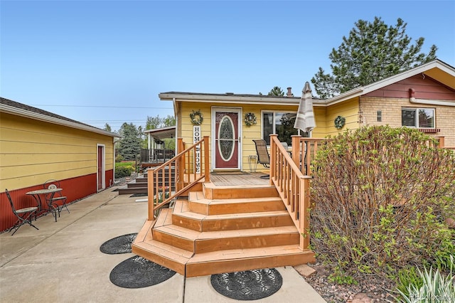 15325 W 32nd Ave, Golden, CO 80401 - view of front of house with a patio area