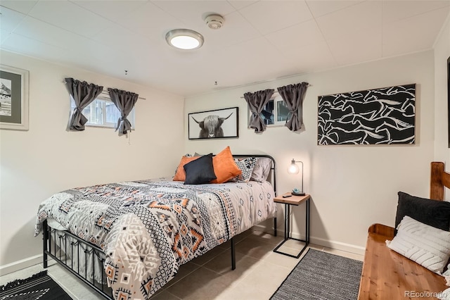 15325 W 32nd Ave, Golden, CO 80401 - tiled bedroom featuring baseboards