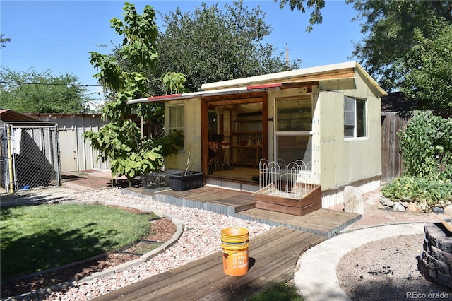 view of outbuilding