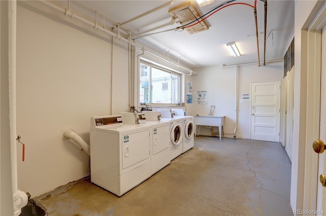 2100 N Franklin St Unit 8, Denver, CO 80205 - community laundry featuring washer and dryer