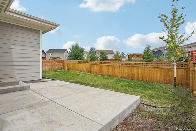 5928 N Odessa St, Aurora, CO 80019 - view of yard featuring a patio area and a residential view