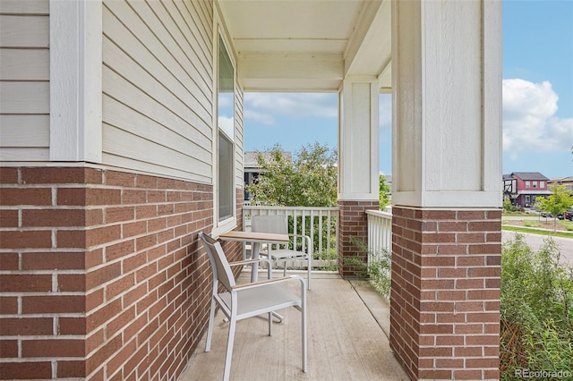 5928 N Odessa St, Aurora, CO 80019 - view of covered porch