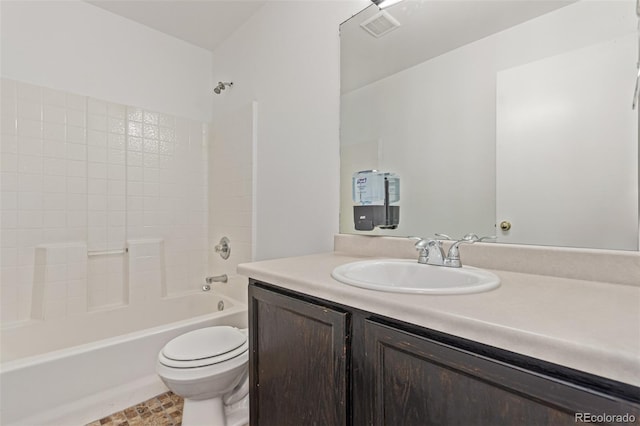 19466 E 59th Dr, Aurora, CO 80019 - bathroom with vanity and shower / washtub combination