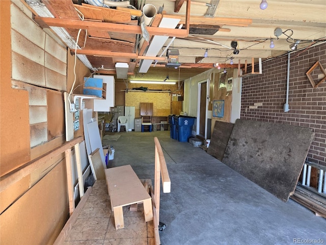 5621 Demott Ave, Commerce City, CO 80022 - interior space