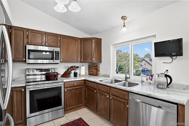 12143 Dahlia Dr, Thornton, CO 80241 - photo 7