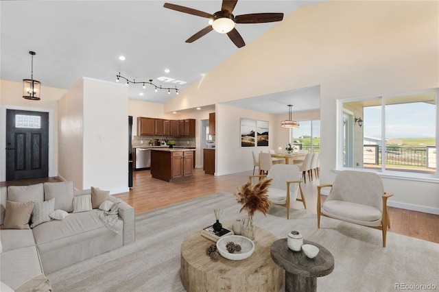 29429 Clear View Cir, Elizabeth, CO 80107 - photo 6